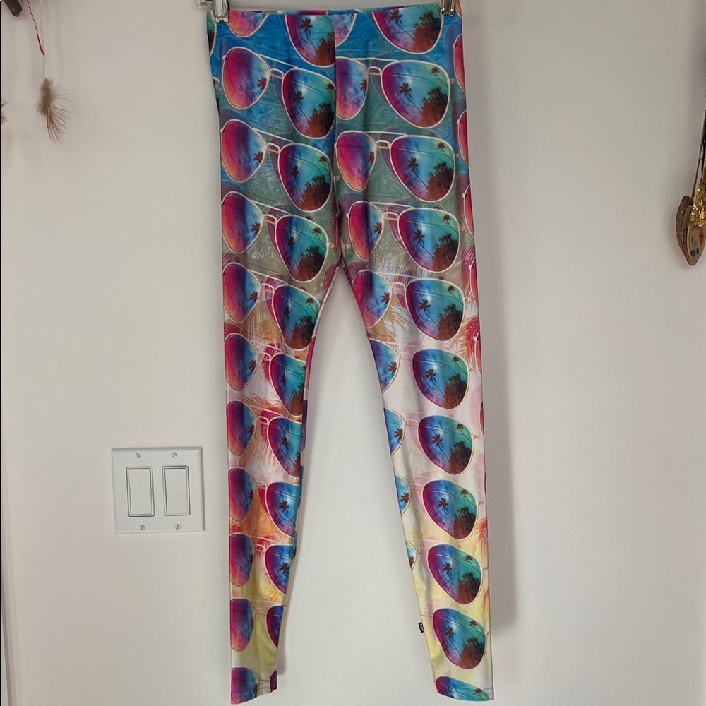 Zara Terez Aviator Sunglasses Palm Trees Multicolor Print Leggings